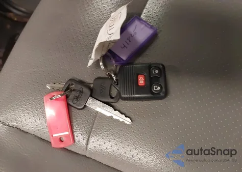 2013 Ford E-250 Commercial z USA, uszkodzony, nr VIN 1FTNS2EW4DDA63660